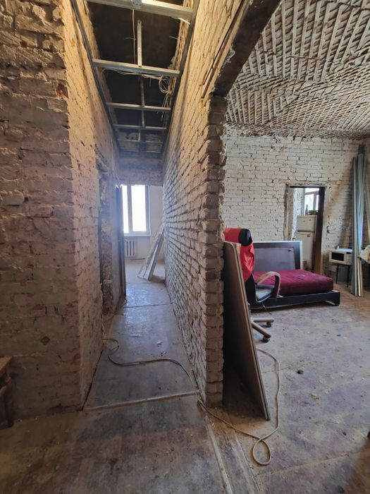 Продам 3 комнатная квартира Залютино. Рынок