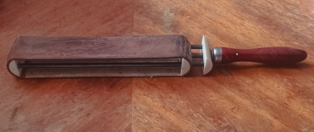 Ремень для правки бритв 1957 г. Винтаж.