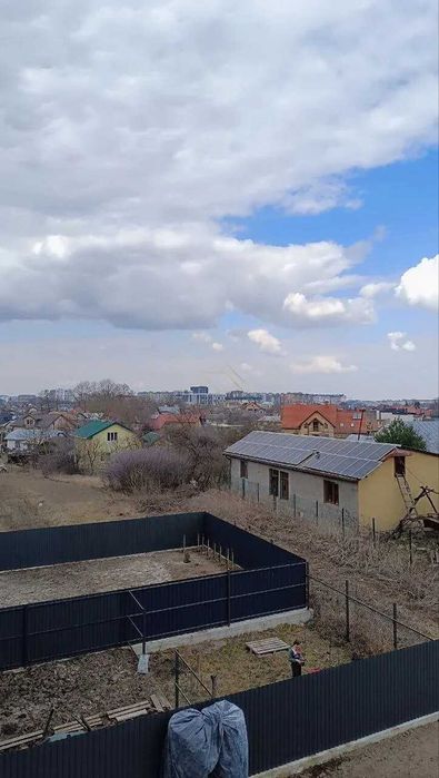 Продаж просторого дуплекса в чудовій локації міста