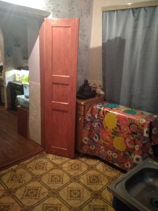Продам частину будинку квартирного типу без зручностей