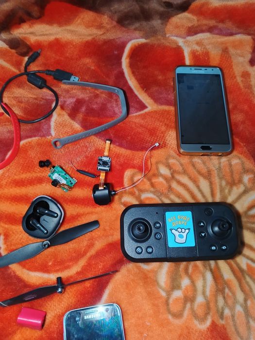 Лот різної електроніки