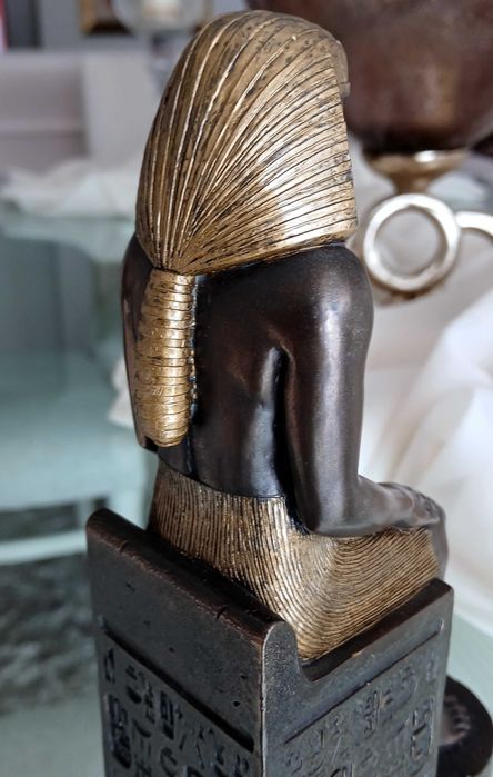 Artesanato Egípcio: Estatueta bronze de Faraó