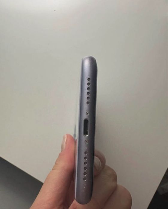 Iphone 11 - 64 gb