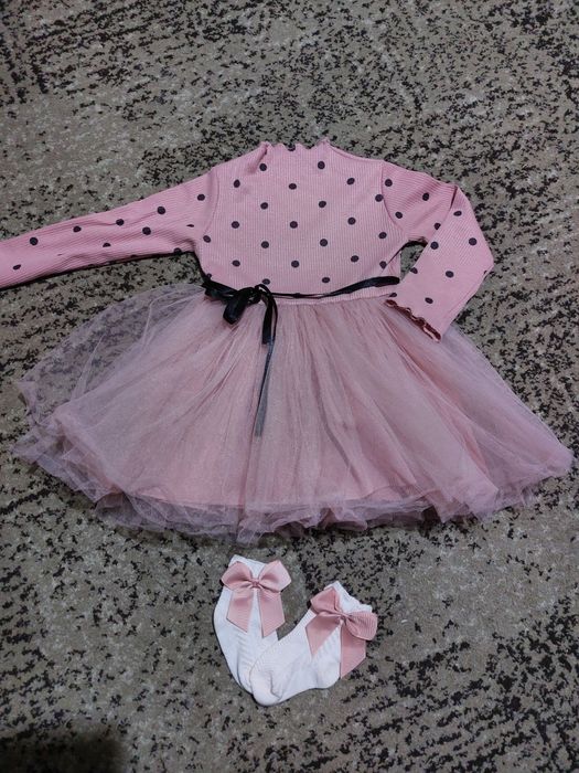 Плаття пишне сукня