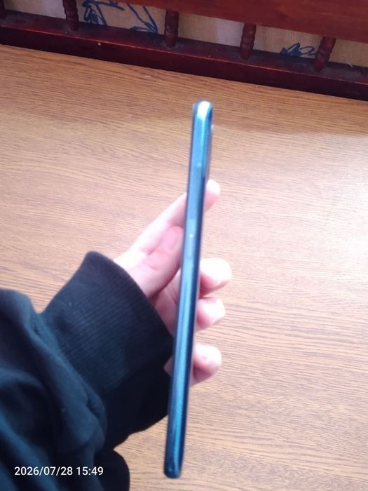 Телефон Xiaomi mi 8 64/6