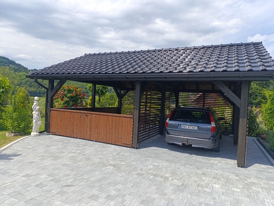 Wiata samochodowa drewniana