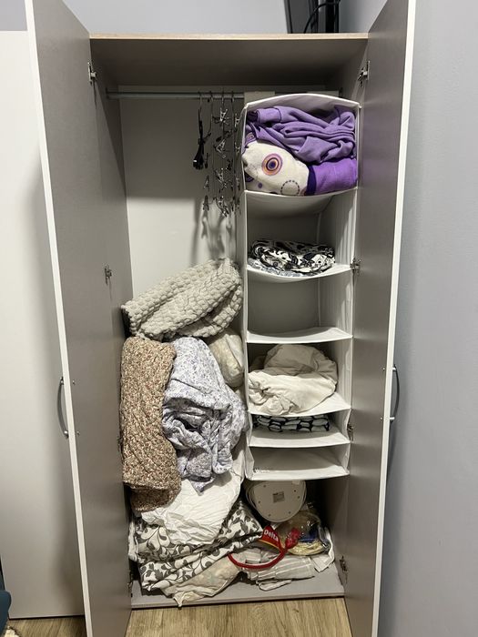 Roupeiro com 3 portas