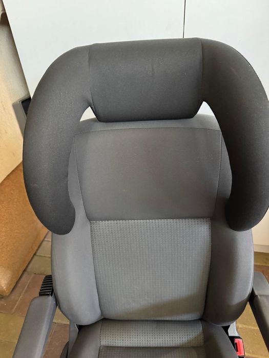 Zagłówek do VW siedziska dla dziecka