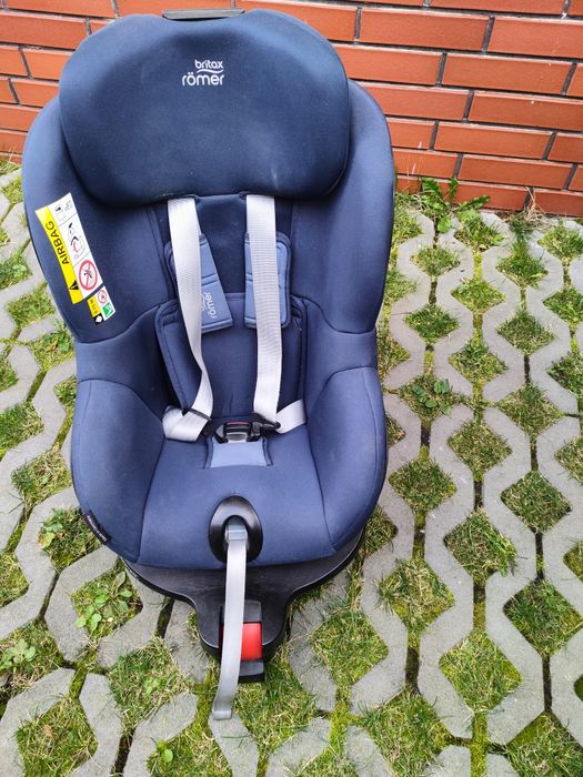 Fotelik samochodowy obrotowy britax dualfix  M i-size