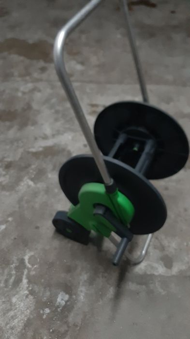Enrolador de mangueira como novo