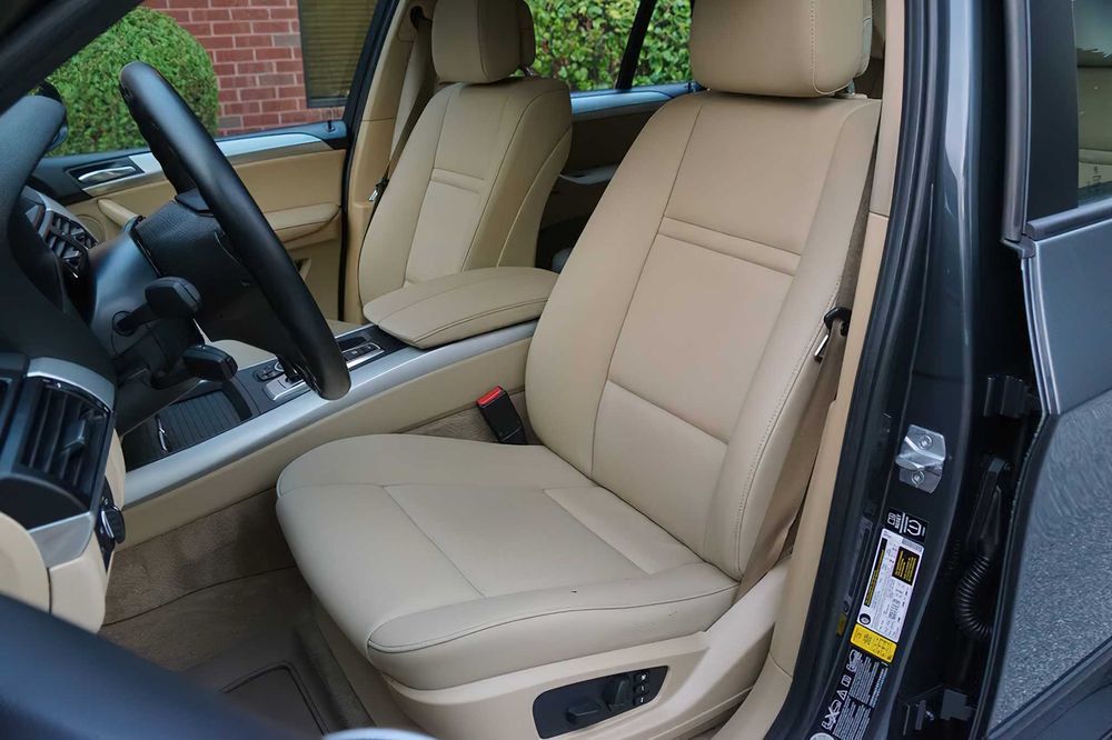 BMW X5      2012