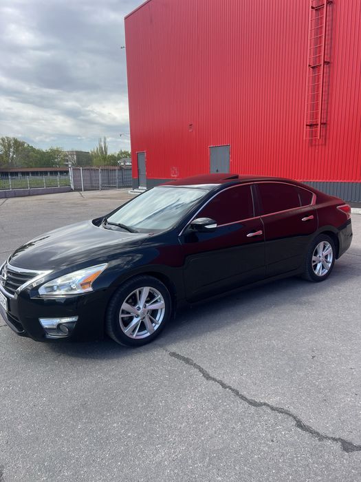 Продам Nissan ALTIMA SV