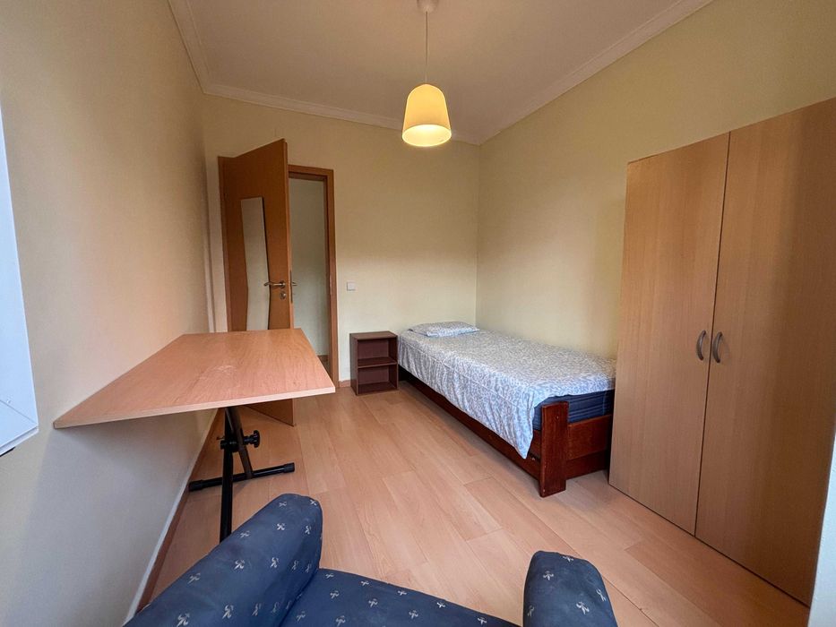 Arrenda-se quartos a estudantes em Coimbra - FEUC