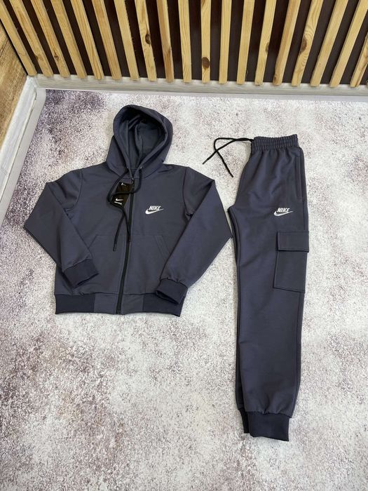 Спортивні костюми для хлопців підлітків Nike, Пума 140,146,152,158,164