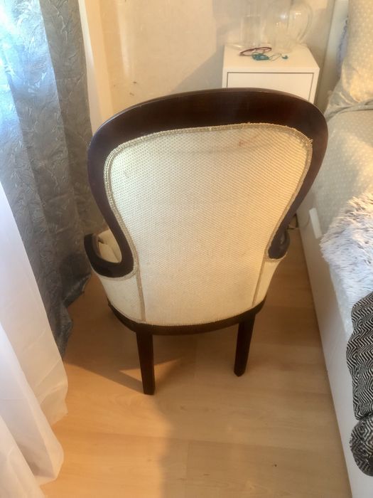 Vendo cadeirão estilo clássico
