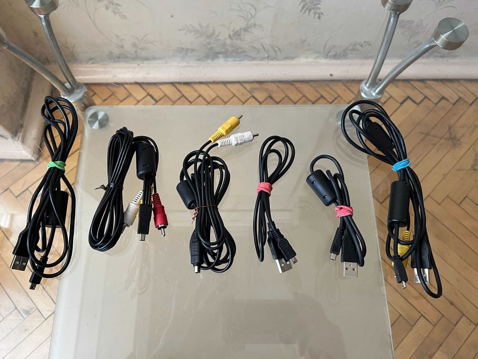 USB кабели для фотоаппаратов.