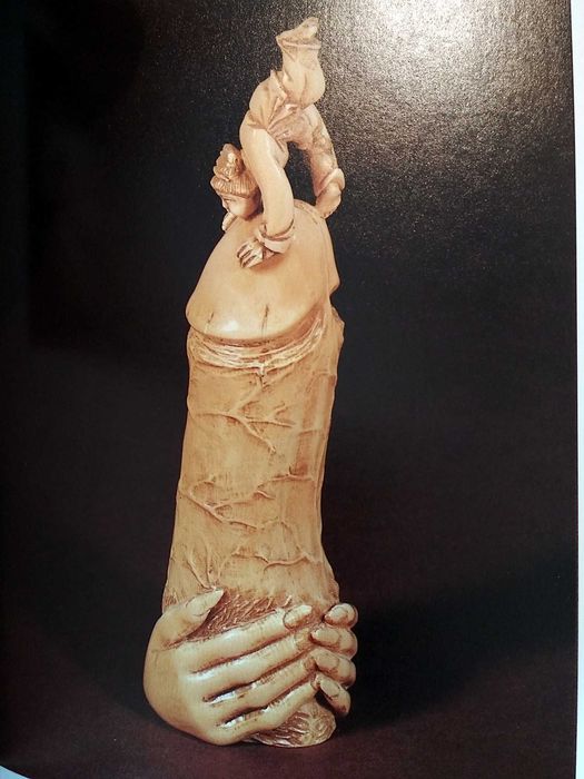 Le Nu + esculturas eróticas japonesas em miniatura (porte incluído)