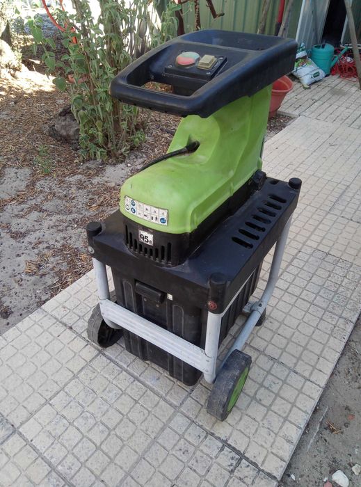 Triturador de Jardim Elétrico