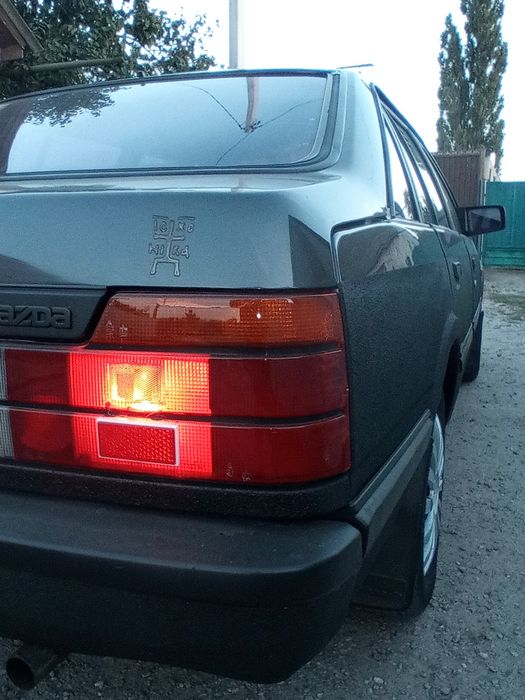 Продам Мазда 626.