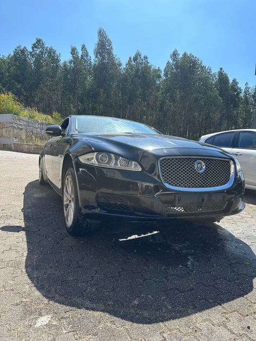 Jaguar XJL para peças