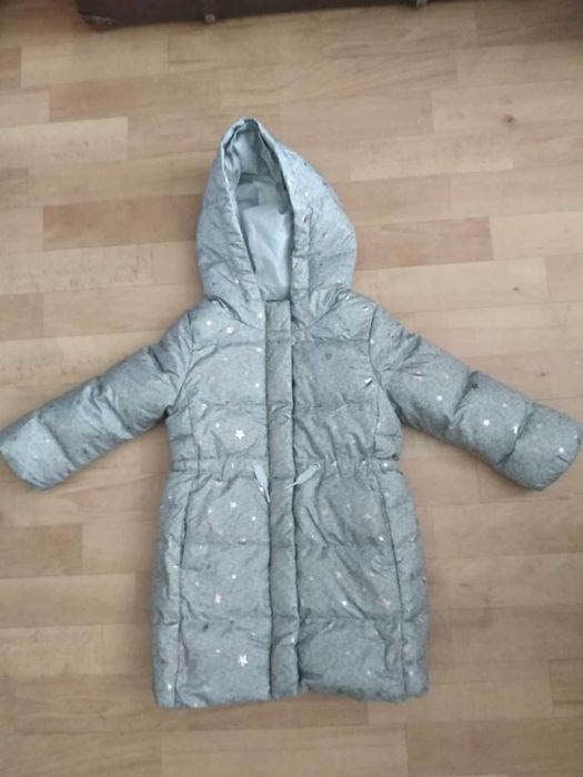 супер пуховик GAP для девочки на 4-5 лет