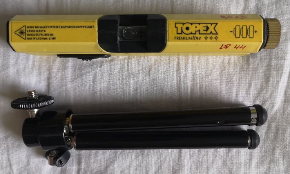 Poziomica laserowa TOPEX ze statywem / stojakiem