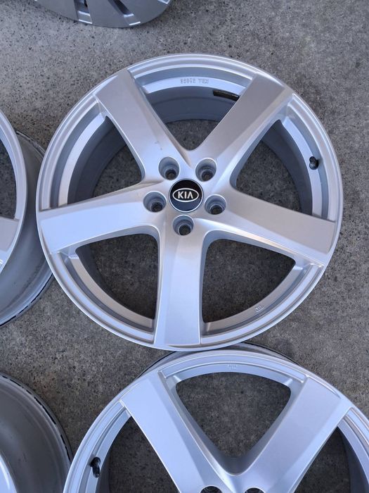 Диски 5 * 114.3 * R19 Alutec KIA HYUNDAI Toyota колісні диски 5 114.3 19 на різні моделі машин