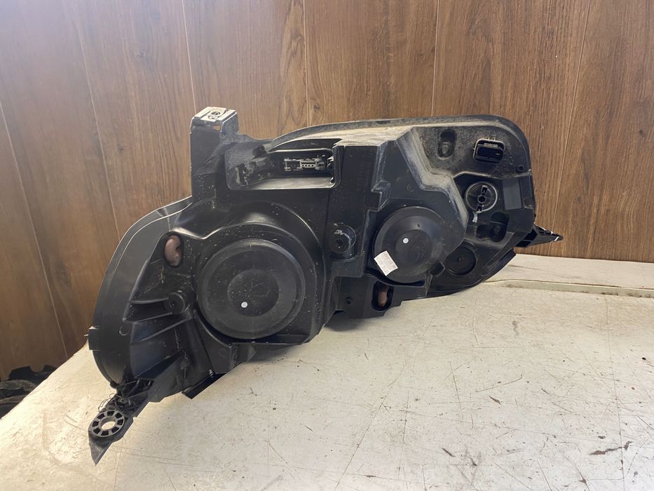 toyota proace ii lampa prawy przód xenon led