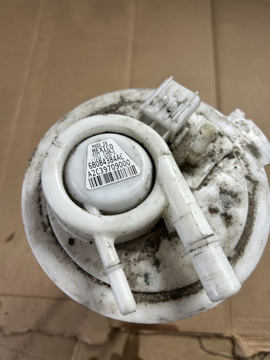 Jeep Cherokee 2017 pompa paliwa benzyna