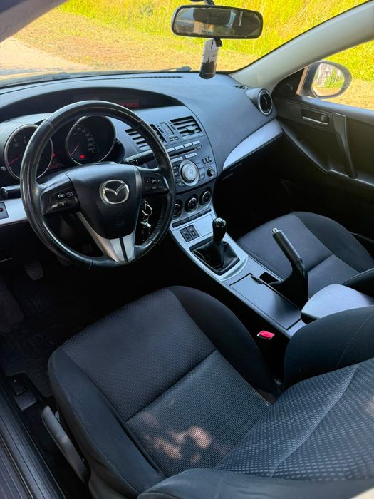 Mazda 3*sedan*2009r*1.6benzyna*