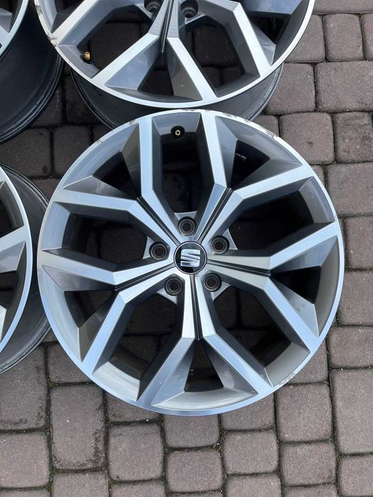 Oryginalne alufelgi Seat 5x112 18 cali LEON FR Ateca Exeo Altea Bicolor
