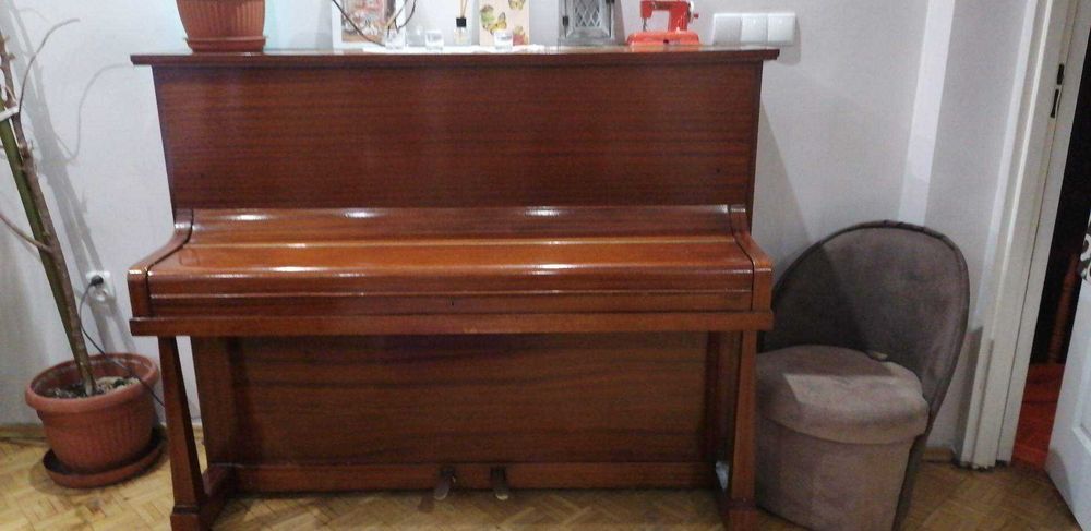 Pianino R. Sommerfeld 1923r.