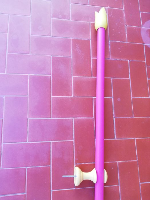 Varão rosa para cortinado