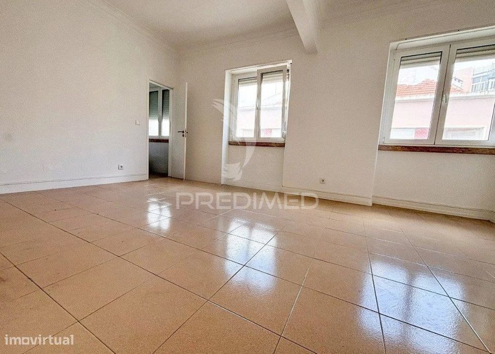 Apartamento T2 Remodelado  | 2Wc | Vista Mar | Graça | Lisboa