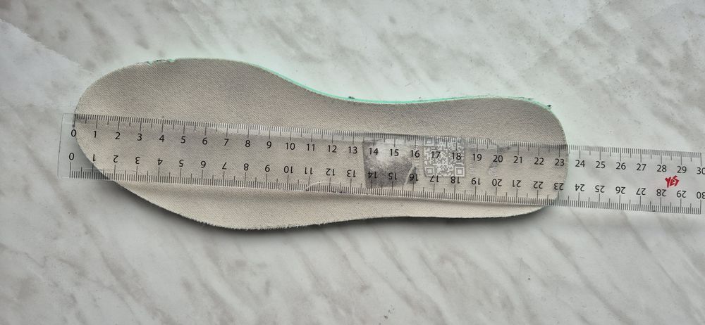 Ботинки Puma 37 кроссовки
