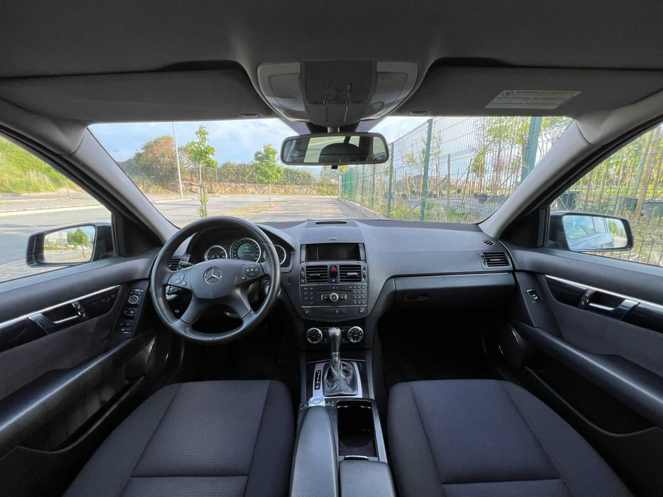 Mercedes-Benz C220 CDI Automática