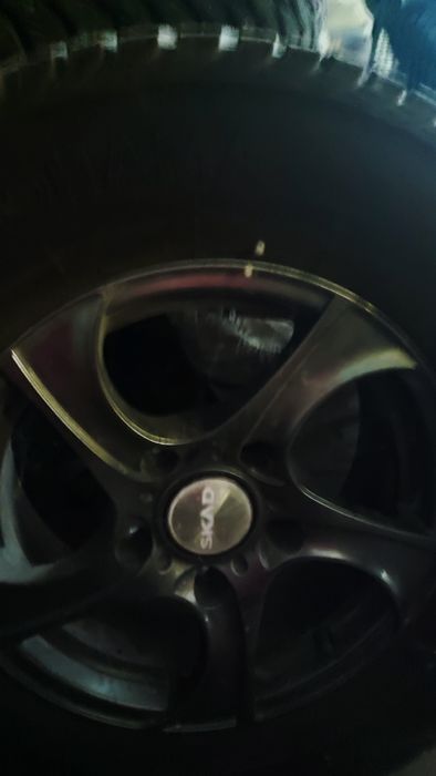 Продам зимний комплект