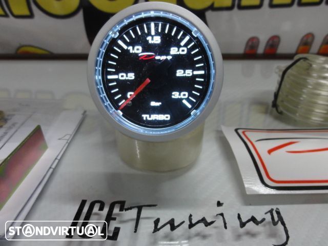 Manômetro da Pressão do Turbo 3 bar Fundo Preto c/iluminaçao led branco Depo Racing Japan 52mm de diametro c/2 anos de garantia
