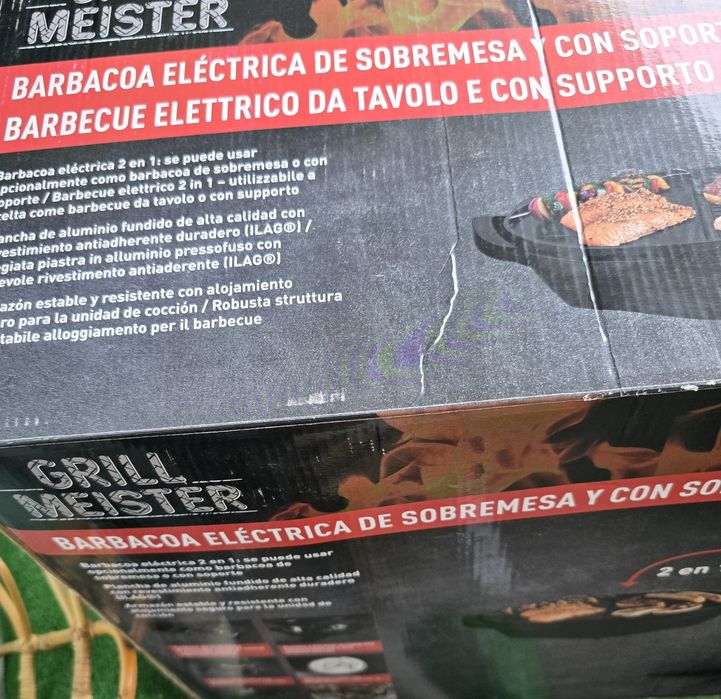 Vendo churrasquira electrica 2 em 1 Nova