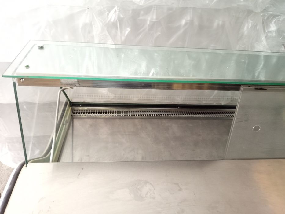 Холодильна вітрина, холодильник вітрина