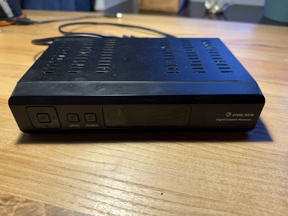 Супутникові ресівери 4100Cnew , Satcom DVB-4100C