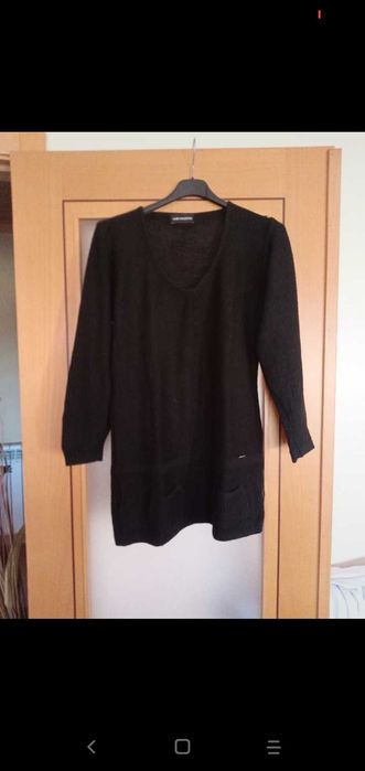 Various sweaters different sizes and prices64551619097985121