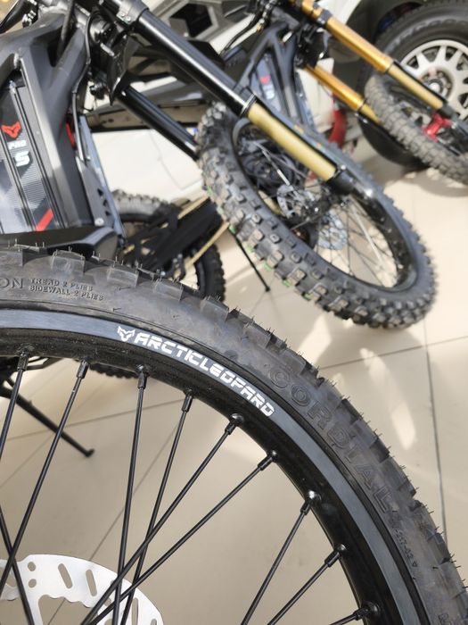 ArcticLeopard XE PRO S Enduro Black Gold електро піт Sur Ron Talaria