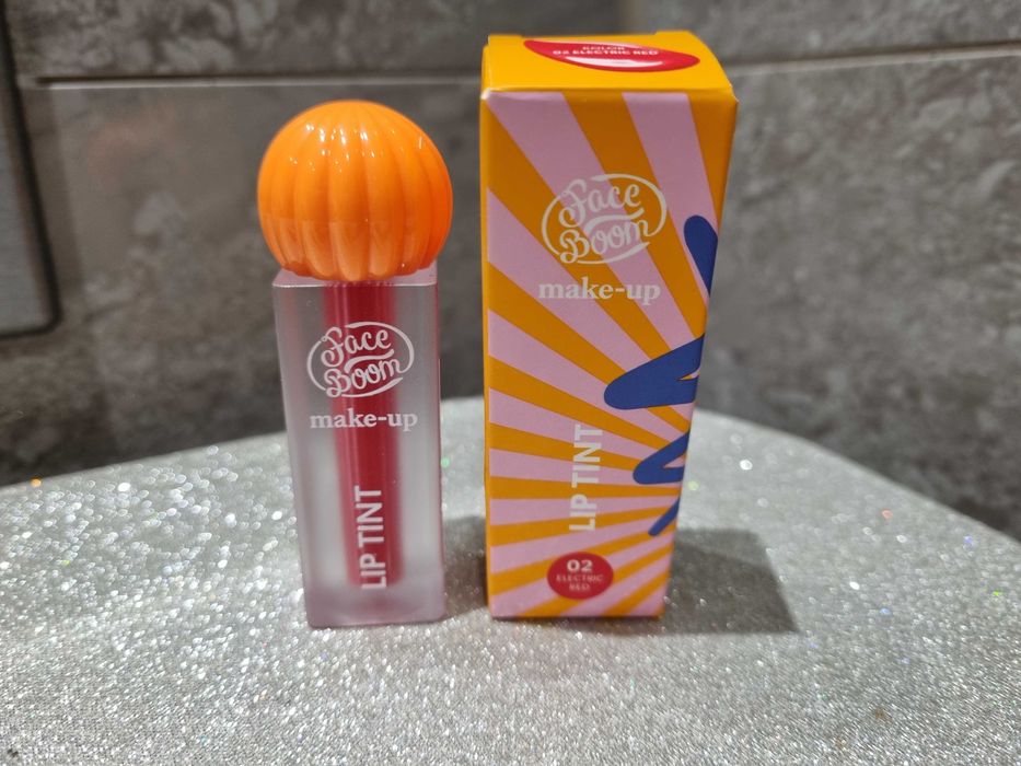 Tint do ust 02 Electric Red Faceboom