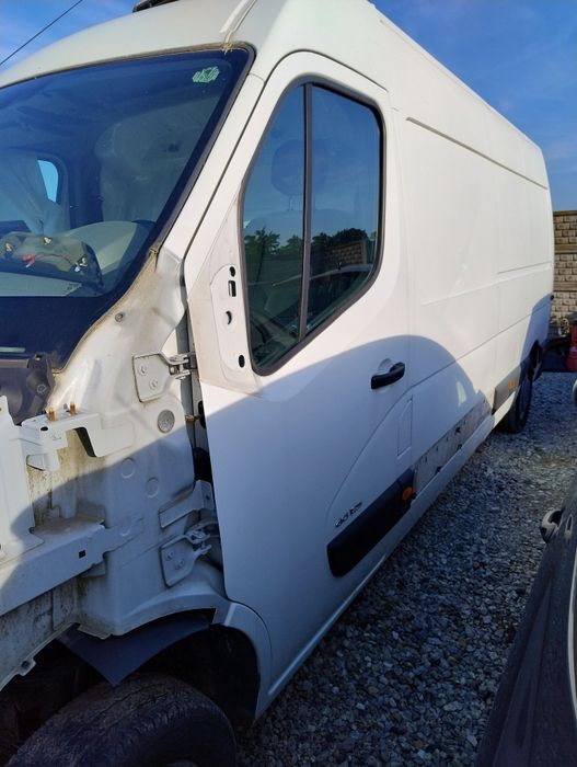 Drzwi renault master iii ładne części kolor biały drzwi kolor biały stan