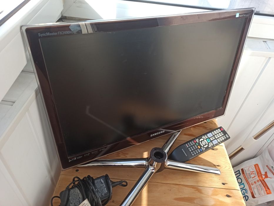 Телевизор-монитор 24"Samsung FX2490HD, модель LS24F9DSM/EN