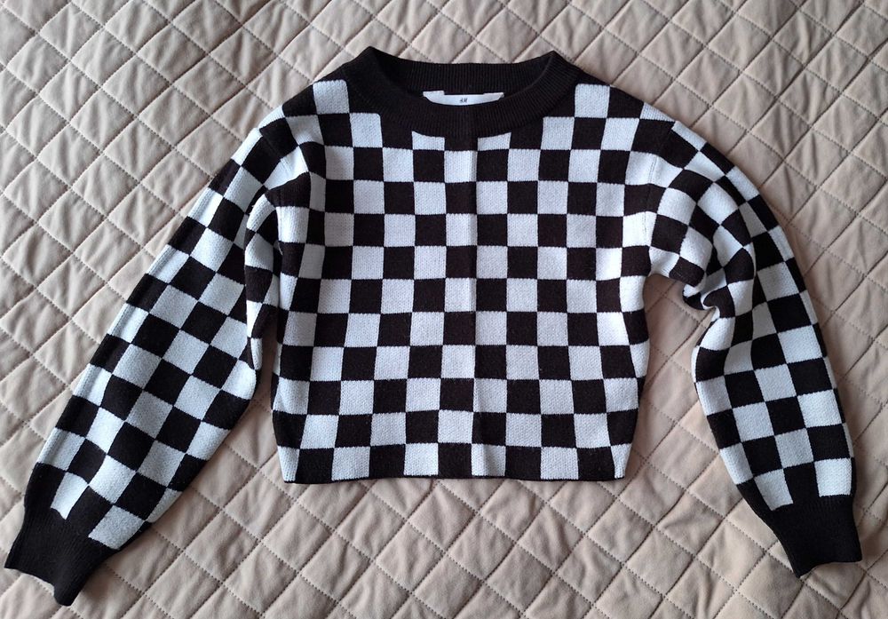 H&M sweter w szachownicę r.134/140