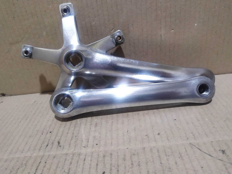 Шатуны Shimano 105 алюминий