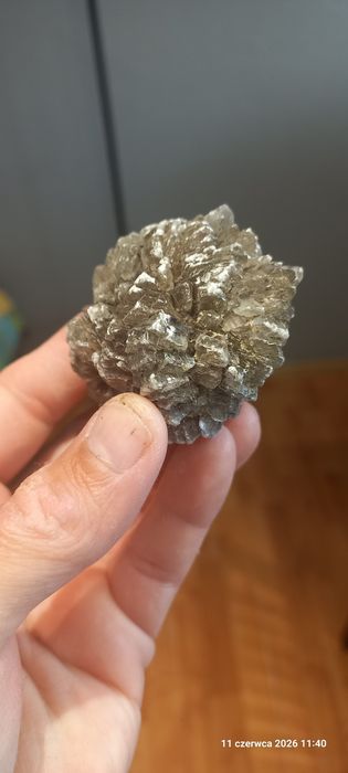 Minerały róża gipsu