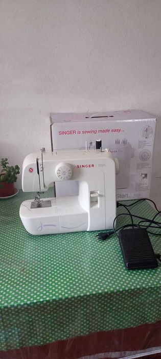 Maquina de costura singer